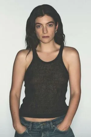 Lorde OnlyFans Leaked Free Thumbnail Picture - #y8PEnS6kMU