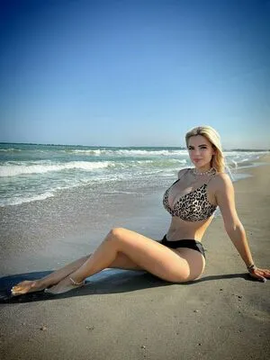 Loreanofficial OnlyFans Leaked Free Thumbnail Picture - #AaXFEYceQc