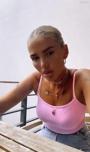 Loredana Zefi OnlyFans Leaked Free Thumbnail Picture - #NwWk2py3q1