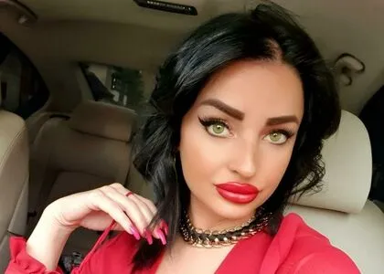 Loredanaa Lavi97 OnlyFans Leaked Free Thumbnail Picture - #moBWeniulu