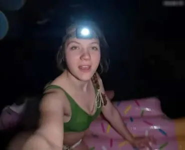 Loreena Unterwegs OnlyFans Leaked Free Thumbnail Picture - #5g1MxqqAfF