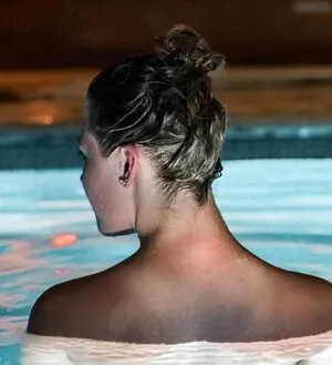 Loreena Unterwegs OnlyFans Leaked Free Thumbnail Picture - #6j000NURmd