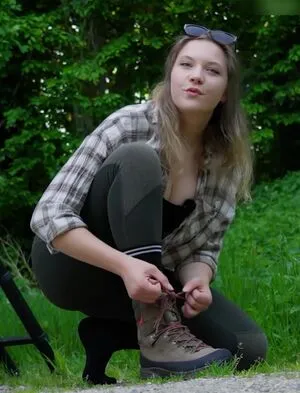 Loreena Unterwegs OnlyFans Leaked Free Thumbnail Picture - #lFGilE0HzP