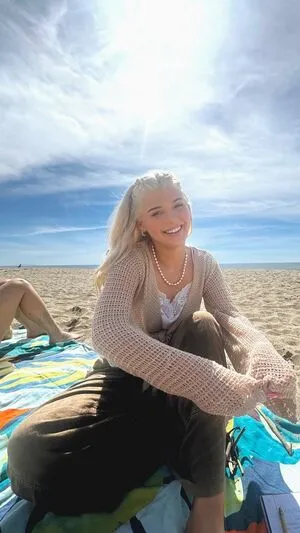 Loren Gray OnlyFans Leaked Free Thumbnail Picture - #00jggQYsxs