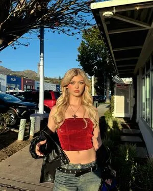 Loren Gray OnlyFans Leaked Free Thumbnail Picture - #GuXZnoniwJ