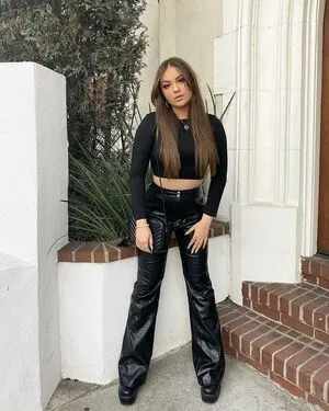 Loren Gray OnlyFans Leaked Free Thumbnail Picture - #z5j5vy7q4A