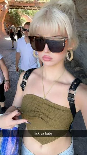 Loren Gray OnlyFans Leaked Free Thumbnail Picture - #289384eqEh