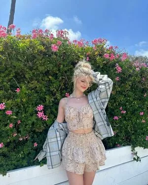 Loren Gray OnlyFans Leaked Free Thumbnail Picture - #emCtE34hxE