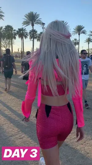 Loren Gray OnlyFans Leaked Free Thumbnail Picture - #hoy7iLGHGN