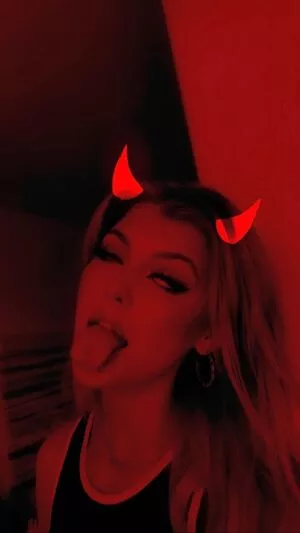 Loren Gray OnlyFans Leaked Free Thumbnail Picture - #yMYWj9ECiq