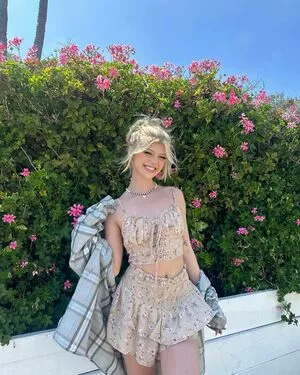 Loren Gray OnlyFans Leaked Free Thumbnail Picture - #yS85XXQaRY