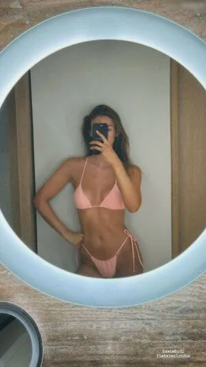 Lorena Rae OnlyFans Leaked Free Thumbnail Picture - #M4figym3T7