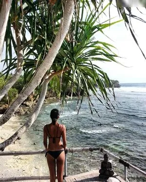 Lorenasoleil Earthtravelstories OnlyFans Leaked Free Thumbnail Picture - #8l64ExtHrB