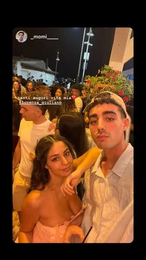 Lorenza Giuliano OnlyFans Leaked Free Thumbnail Picture - #T4yvJny1Ey