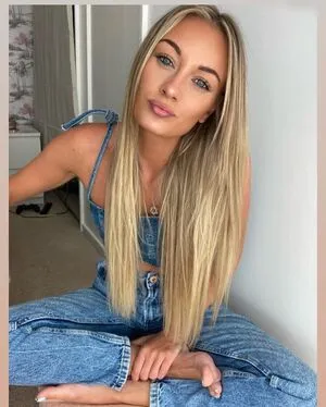 Lorraine Edwards OnlyFans Leaked Free Thumbnail Picture - #ne2hkL0If6