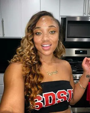 Lorraine Ward OnlyFans Leaked Free Thumbnail Picture - #KLAUyGlfqB