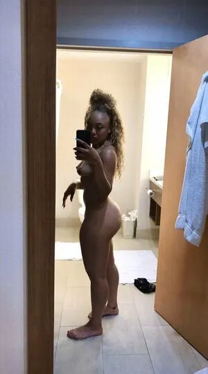 Lorraine Ward OnlyFans Leaked Free Thumbnail Picture - #OcAp753p1u