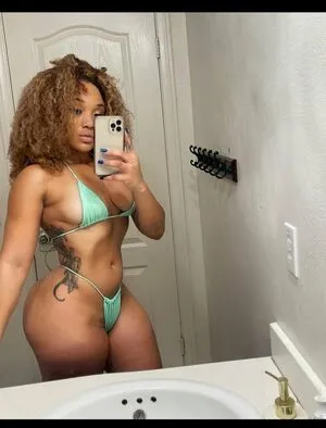 Lorraine Ward OnlyFans Leaked Free Thumbnail Picture - #gnsTrK2jEg