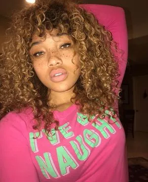 Lorraine Ward OnlyFans Leaked Free Thumbnail Picture - #i8VfjBpJac