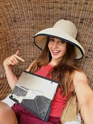 Loserfruit OnlyFans Leaked Free Thumbnail Picture - #8CkVM7Nb36