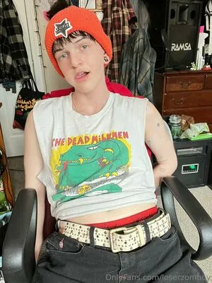 Loserzomboy OnlyFans Leaked Free Thumbnail Picture - #DSMZ7hdimR