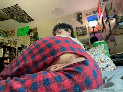 Loserzomboy OnlyFans Leaked Free Thumbnail Picture - #WFc5smb0hi