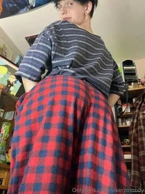 Loserzomboy OnlyFans Leaked Free Thumbnail Picture - #osMIdXFdRn