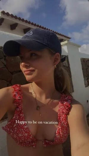 Lotta Emilie Stichler OnlyFans Leaked Free Thumbnail Picture - #3oYrGo3trn