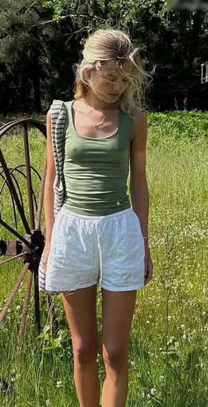 Lotta Emilie Stichler OnlyFans Leaked Free Thumbnail Picture - #M9CYNW61ln