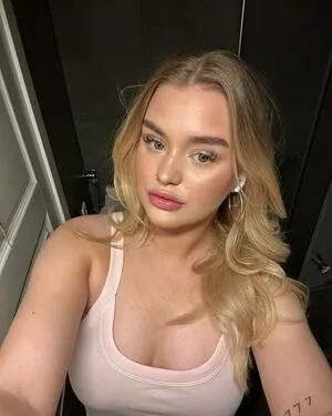 Lotta Klonteig OnlyFans Leaked Free Thumbnail Picture - #i7Rxdxq2Z4