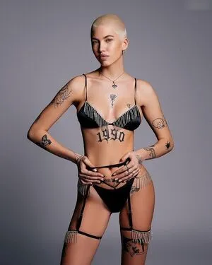 Lotta M OnlyFans Leaked Free Thumbnail Picture - #MZFLx2JmLE