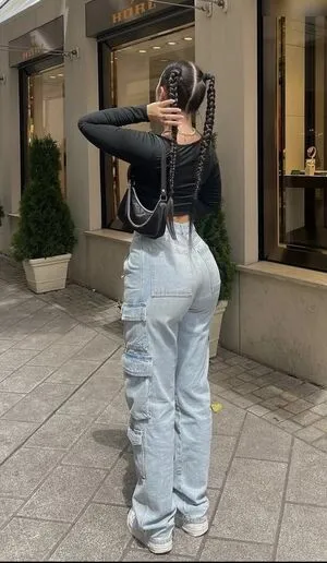 Lotti Aisha Greinwald OnlyFans Leaked Free Thumbnail Picture - #Cd9oGXC8Dr