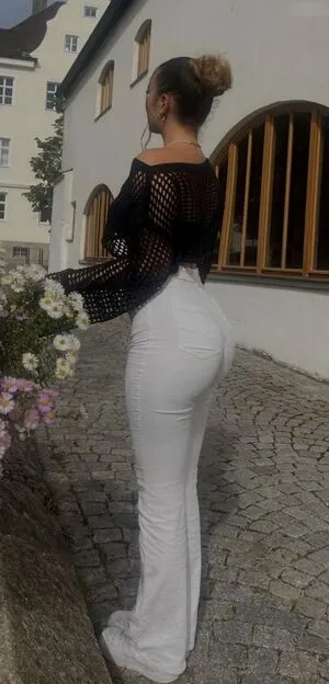 Lotti Aisha Greinwald OnlyFans Leaked Free Thumbnail Picture - #hcOHo3ntg9