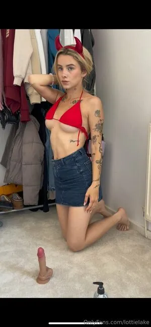 Lottielake OnlyFans Leaked Free Thumbnail Picture - #8KZ2QqFUXE