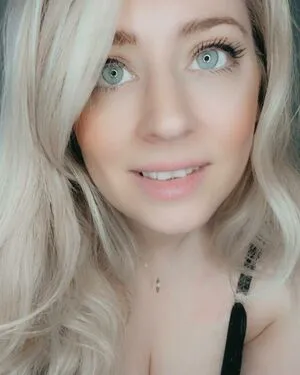 Lottielushloves OnlyFans Leaked Free Thumbnail Picture - #lNvgubp8up
