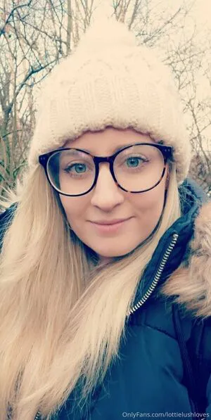 Lottielushloves OnlyFans Leaked Free Thumbnail Picture - #rNpLz7IpCS