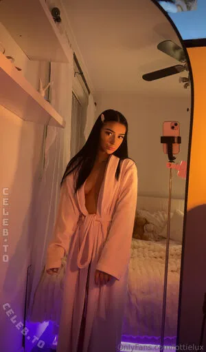 Lottielux OnlyFans Leaked Free Thumbnail Picture - #67MZ87dhvC