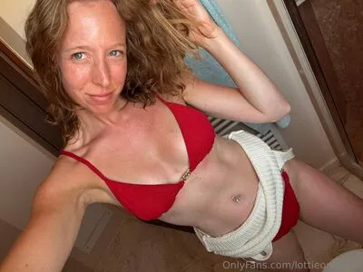 Lottieonlyfans OnlyFans Leaked Free Thumbnail Picture - #5X0sB7oczL