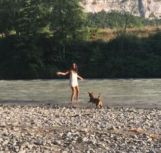 Lou Charmelle OnlyFans Leaked Free Thumbnail Picture - #4S7OxKrinK