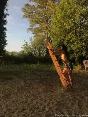 Lou Charmelle OnlyFans Leaked Free Thumbnail Picture - #LTWQSuZ32g