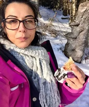 Lou Charmelle OnlyFans Leaked Free Thumbnail Picture - #UVtdngnViU