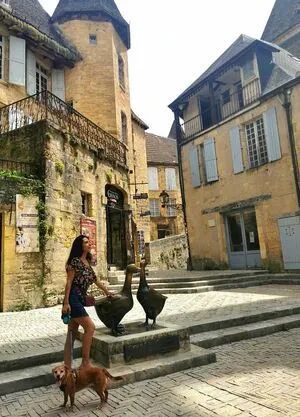 Lou Charmelle OnlyFans Leaked Free Thumbnail Picture - #XWRNOLJtOi