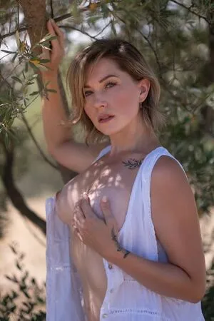 Louane Louwifeyy OnlyFans Leaked Free Thumbnail Picture - #jmdHtFyNo5