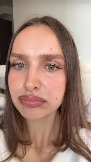 Louisa Jindaoui OnlyFans Leaked Free Thumbnail Picture - #3f0sqYN4Sn
