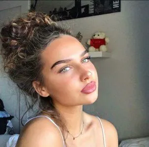 Louisa Jindaoui OnlyFans Leaked Free Thumbnail Picture - #k9FLnV5oKd