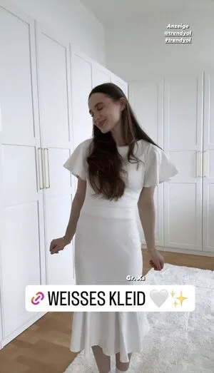 Louisa Jindaoui OnlyFans Leaked Free Thumbnail Picture - #oBcN4lFRNO