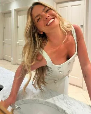 Louisa Johnson OnlyFans Leaked Free Thumbnail Picture - #LAAUgzvnxT