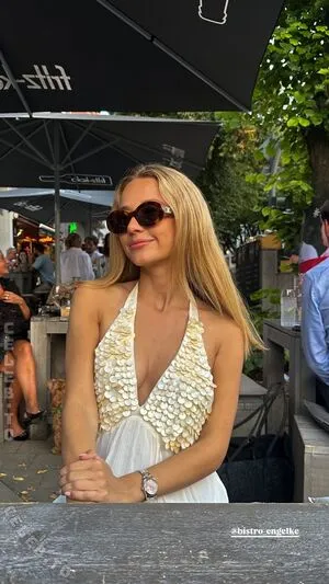 Louisa Laureen OnlyFans Leaked Free Thumbnail Picture - #FIEGR38WTg