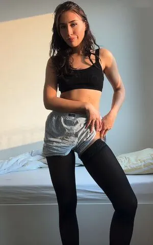 Louisa Naomi OnlyFans Leaked Free Thumbnail Picture - #JugkQEmkd4