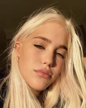 louisabooysen OnlyFans Leaked Free Thumbnail Picture - #TeRVI0OCho